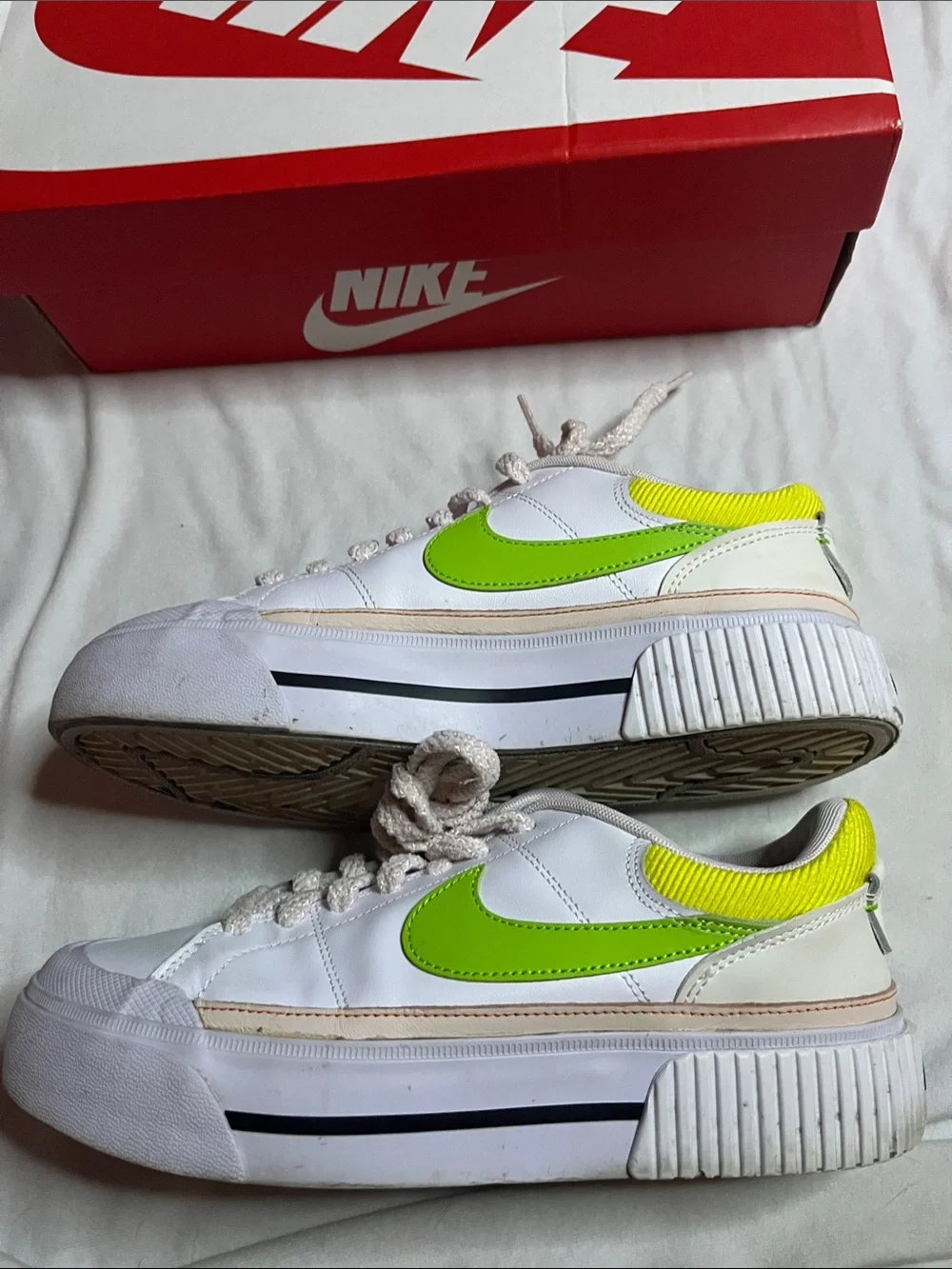 Nike good conditon